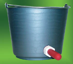 Kalver emmer met speen